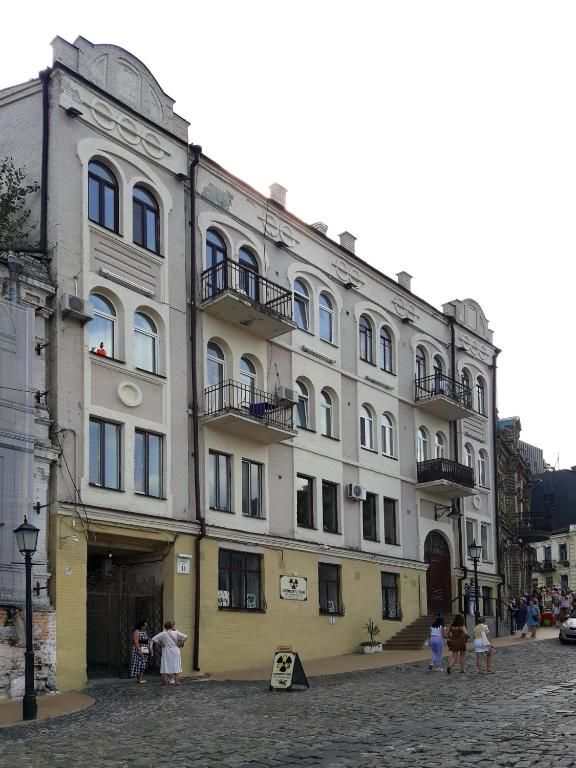 Апартаменты Apartments on Andriyivskyy Descent ·SELF CHECK IN Киев-38